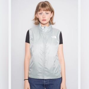The North Face Womans winter Insulated Vest
Silver Blue Medium